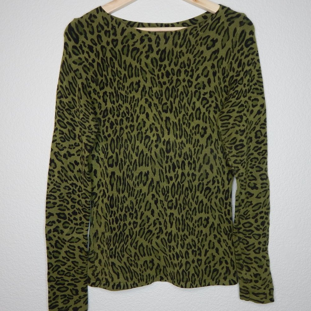 INC Intl Concepts Medium Pullover Sweater Green